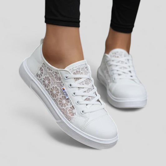 ILA | Zapatillas con encaje